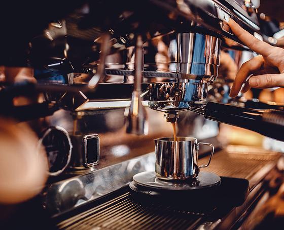 tool icon in a diamond shape representing maintenance and repair tasks for effective project completion